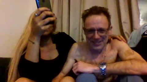 tommyandtomara online show from April 15, 2026, 7:58 pm