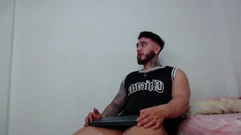 Snapshot of tommyblessd1 chatting on December 16, 2024, 5:38 am Steven online show from December 16, 2024, 5:38 am