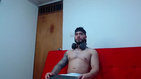 Snapshot of tommyblessd1 chatting on January 22, 2025, 6:10 am Steven online show from January 22, 2025, 6:10 am