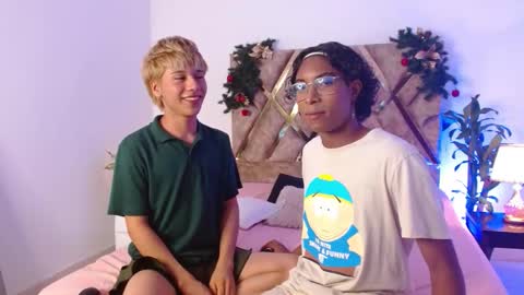 Snapshot of tommyfoxboy chatting on December 15, 2024, 3:09 pm Tommy Foxboy online show from December 15, 2024, 3:09 pm