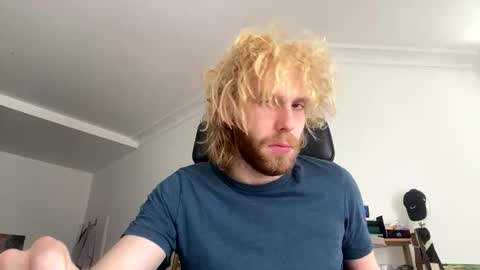 Snapshot of tommyg6420 chatting on September 25, 2025, 11:47 am First Show ever 3 online show from September 25, 2025, 11:47 am