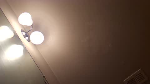 Snapshot of tommypressure chatting on October 8, 2025, 11:41 am tommypressure online show from October 8, 2025, 11:41 am