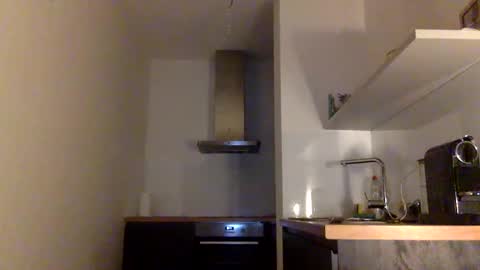 Thomas Fit online show from January 21, 2025, 8:32 pm