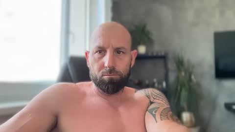 Thomas Fit online show from June 22, 2026, 6:10 am