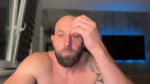 Thomas Fit online show from July 7, 2026, 8:13 pm