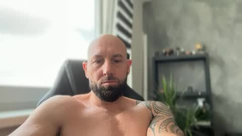 Thomas Fit online show from July 12, 2026, 7:43 am