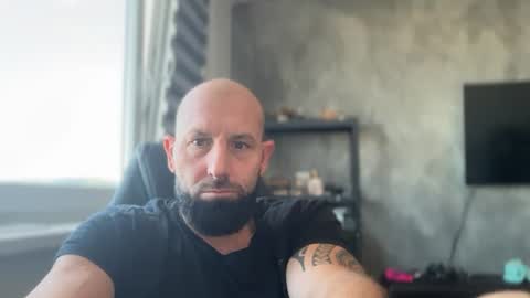 Thomas Fit online show from July 25, 2026, 6:00 am