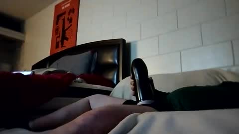 Snapshot of tomthebomb347 chatting on November 30, 2025, 7:23 am tomthebomb347 online show from November 30, 2025, 7:23 am