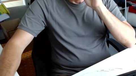 Tom online show from June 10, 2026, 11:09 am