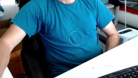Tom online show from July 11, 2026, 11:24 am