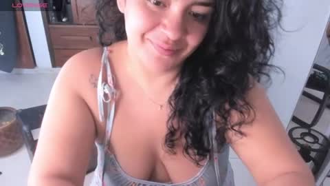 Snapshot of ton_amourrx chatting on July 22, 2026, 10:51 am lady blue online show from July 22, 2026, 10:51 am