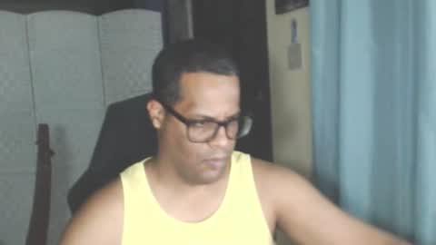 Antonio online show from May 1, 2026, 2:49 am