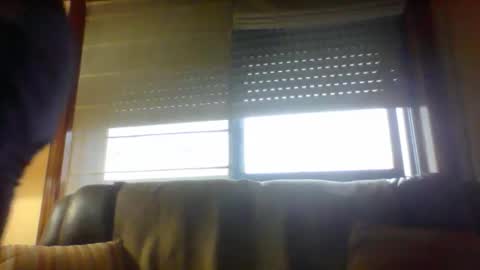 toni640128 online show from October 19, 2025, 4:07 pm