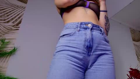 Anita online show from November 14, 2025, 11:09 am