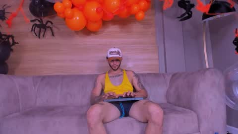 Snapshot of tonny__08 chatting on October 30, 2025, 1:45 pm Tonny online show from October 30, 2025, 1:45 pm