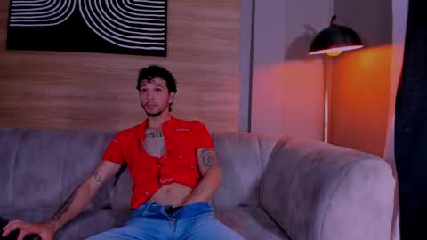 Snapshot of tonny__08 chatting on November 19, 2025, 1:33 pm Tonny online show from November 19, 2025, 1:33 pm