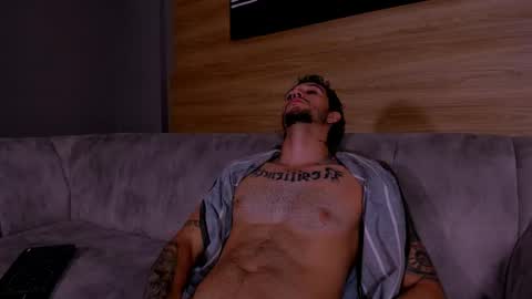 Snapshot of tonny__08 chatting on November 20, 2025, 3:23 pm Tonny online show from November 20, 2025, 3:23 pm