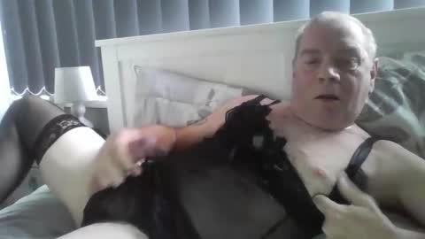 Snapshot of tony14712 chatting on November 22, 2025, 9:52 am tony14712 online show from November 22, 2025, 9:52 am