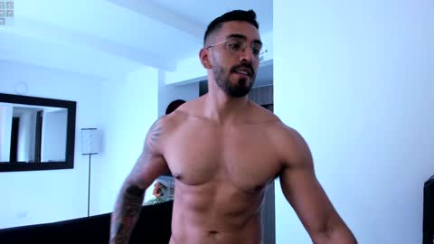 tony muscle1 online show from January 12, 2025, 8:25 pm