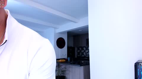 tony muscle1 online show from January 24, 2025, 9:47 pm