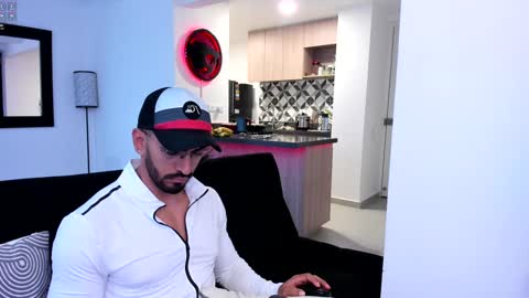 tony muscle1 online show from February 8, 2025, 11:44 am