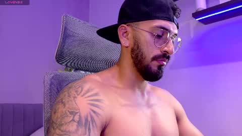 Snapshot of tony_muscle1 chatting on June 14, 2026, 11:12 am tony muscle1 online show from June 14, 2026, 11:12 am
