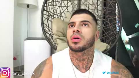 Snapshot of tony_newmen chatting on July 18, 2026, 7:39 pm tony online show from July 18, 2026, 7:39 pm