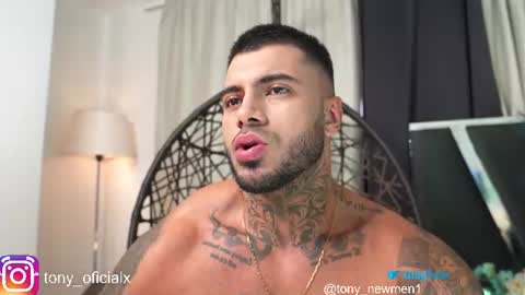 Snapshot of tony_newmen chatting on July 20, 2026, 6:32 pm tony online show from July 20, 2026, 6:32 pm