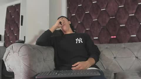 Snapshot of tonybenedetti chatting on May 26, 2026, 8:49 pm Tony Benedetti online show from May 26, 2026, 8:49 pm