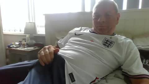 tonygibbson62 online show from June 23, 2026, 3:10 pm