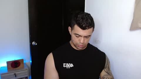 Snapshot of tonyking21 chatting on December 2, 2024, 2:09 am ANTONY online show from December 2, 2024, 2:09 am