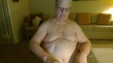 Snapshot of tonysview12000 chatting on October 26, 2025, 12:38 am tonysview12000 online show from October 26, 2025, 12:38 am