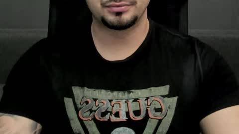 Snapshot of tonywilcoxx chatting on January 13, 2025, 12:13 pm TonyWilcox online show from January 13, 2025, 12:13 pm