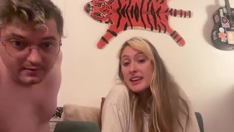 Snapshot of toobna2 chatting on December 1, 2025, 3:00 am toobna2 online show from December 1, 2025, 3:00 am