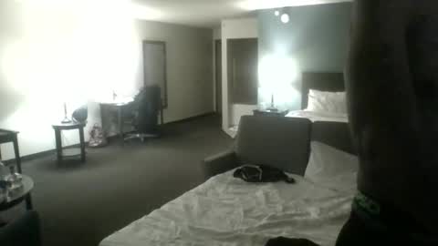 Snapshot of toochillcouple420 chatting on November 8, 2025, 6:13 am toochillcouple420 online show from November 8, 2025, 6:13 am