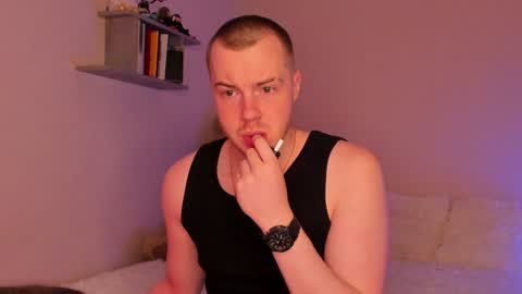 Snapshot of toohornyserj chatting on December 1, 2024, 8:20 pm toohornyserj online show from December 1, 2024, 8:20 pm