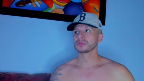 Snapshot of toonnydee chatting on December 27, 2024, 3:31 am Tony Dee online show from December 27, 2024, 3:31 am