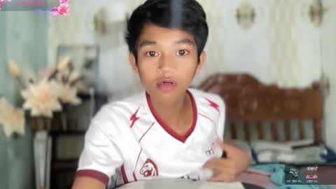 Snapshot of toothlessxx chatting on May 29, 2026, 10:35 am jhonrex online show from May 29, 2026, 10:35 am