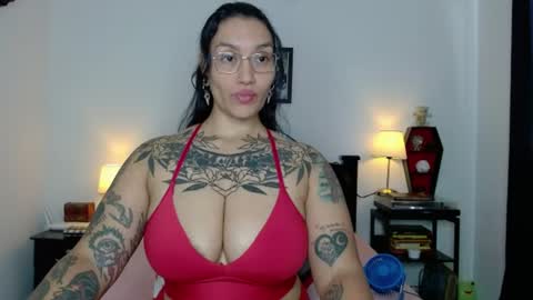 Snapshot of toothyy chatting on July 4, 2026, 6:47 pm toothyy online show from July 4, 2026, 6:47 pm