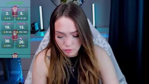 Snapshot of top_twins chatting on December 17, 2025, 9:59 am Yara online show from December 17, 2025, 9:59 am