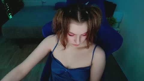 Snapshot of topcranberry chatting on June 20, 2026, 11:18 pm topcranberry online show from June 20, 2026, 11:18 pm