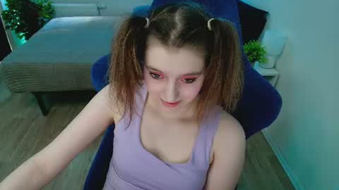 Snapshot of topcranberry chatting on June 22, 2026, 1:08 pm topcranberry online show from June 22, 2026, 1:08 pm