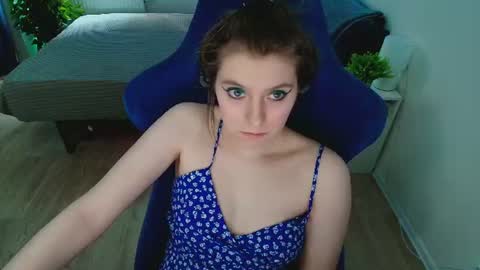 Snapshot of topcranberry chatting on July 22, 2026, 9:56 am topcranberry online show from July 22, 2026, 9:56 am