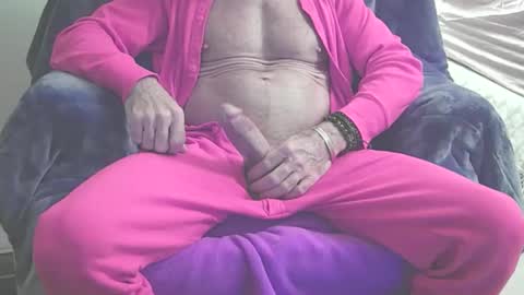 topfortwinks online show from November 26, 2025, 6:36 am