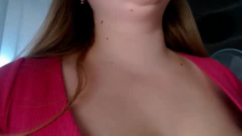 tori_blond online show from October 25, 2025, 7:05 am