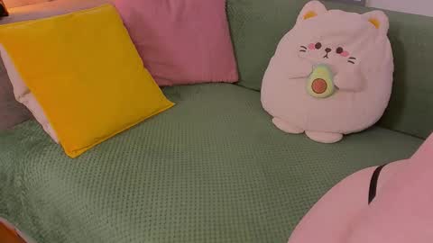 Tori online show from October 10, 2025, 5:17 am