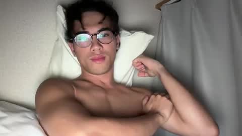 Karo online show from September 9, 2025, 5:45 pm