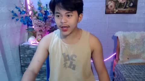 Snapshot of toshirokunn chatting on August 2, 2026, 2:04 pm Toshiro online show from August 2, 2026, 2:04 pm