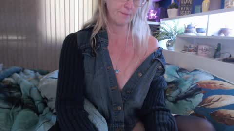 Milly online show from July 14, 2026, 2:27 am