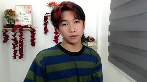 Snapshot of totalbabe1x chatting on January 19, 2025, 10:39 am totalbabe1x online show from January 19, 2025, 10:39 am